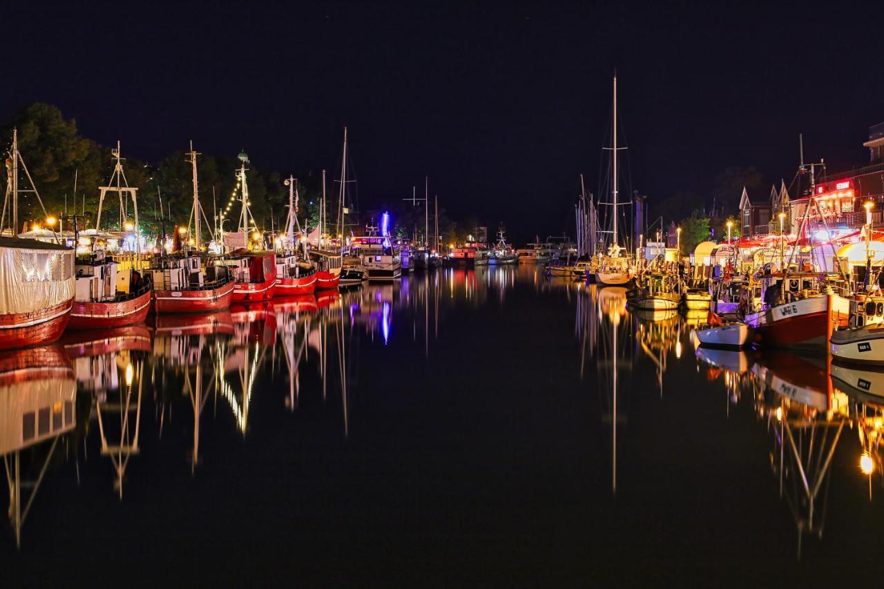 Haus Der Kurzen Wege Apartment Rostock Bagian luar foto
