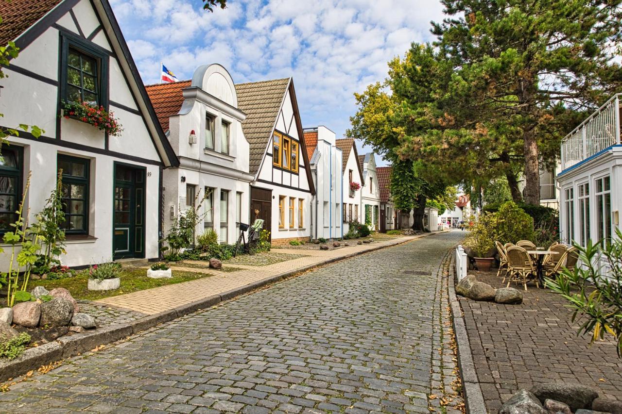 Haus Der Kurzen Wege Apartment Rostock Bagian luar foto
